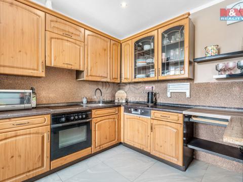 Prodej bytu 3+1, Děčín - Děčín II-Nové Město, Dvořákova, 74 m2