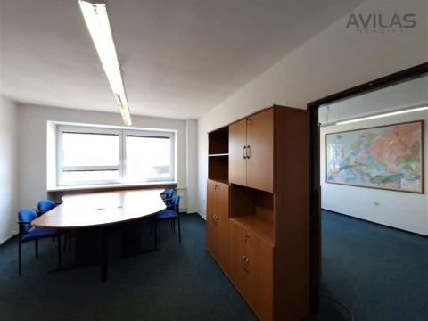 Pronájem kanceláře, Týnec nad Sázavou, Ing. Fr. Janečka, 35 m2