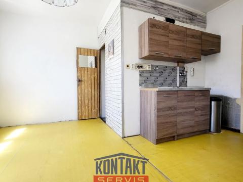 Prodej bytu 1+1, Kaplice, Míru, 43 m2