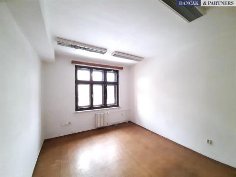 Pronájem kanceláře, Frýdek-Místek - Místek, F. Čejky, 15 m2