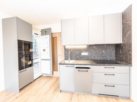 Pronájem bytu 1+kk, Praha - Háje, Výstavní, 33 m2