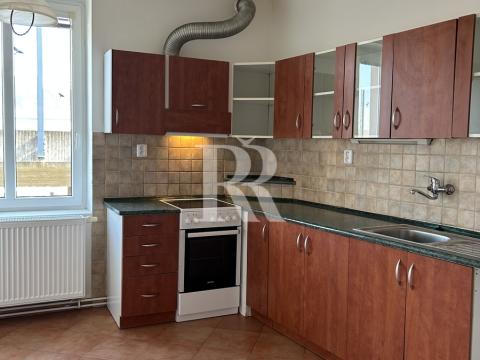Pronájem bytu 2+1, Liberec, Hodkovická, 68 m2