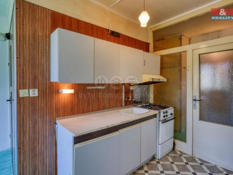 Prodej bytu 2+1, Rotava, Sídliště, 51 m2
