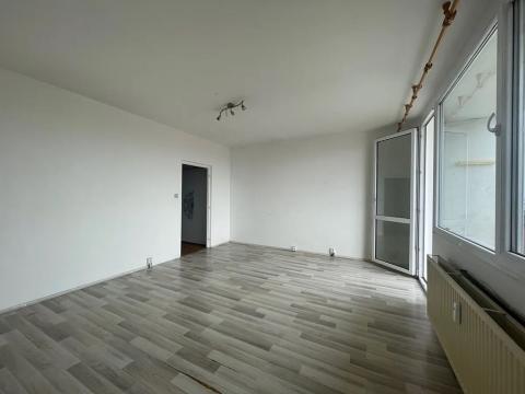 Prodej bytu 3+1, Plzeň, Břeclavská, 65 m2