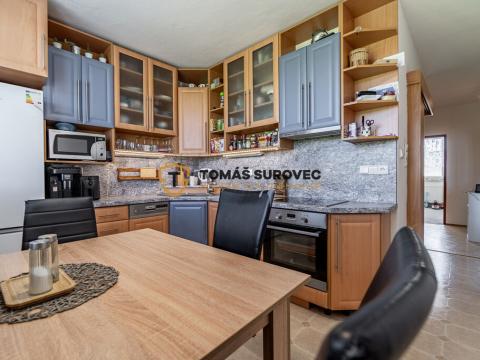 Prodej bytu 3+1, Valašské Klobouky, Luční, 77 m2