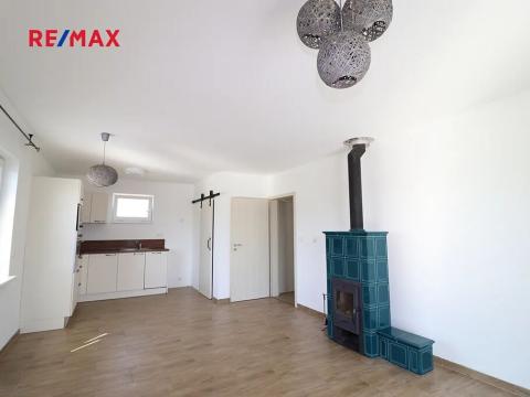 Pronájem bytu 3+kk, Mšecké Žehrovice, 75 m2