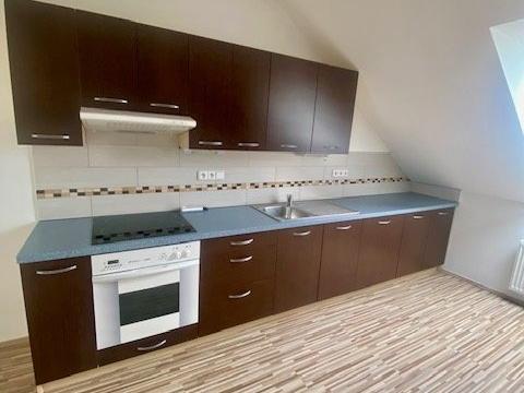 Pronájem bytu 1+kk, Kladno, Školská, 53 m2
