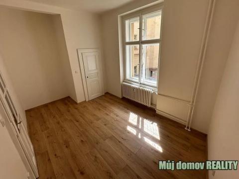 Pronájem bytu 2+1, Praha - Nové Město, Soukenická, 73 m2