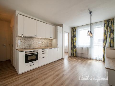 Pronájem bytu 2+kk, Praha - Troja, U Pentlovky, 38 m2