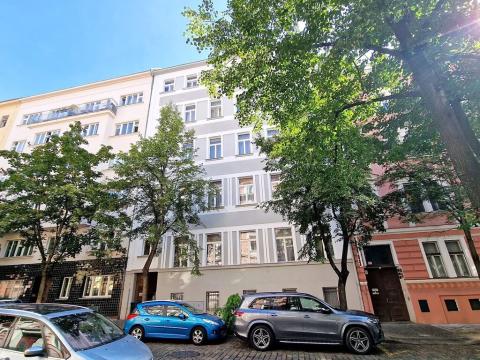 Pronájem bytu 2+1, Praha - Vinohrady, Belgická, 73 m2