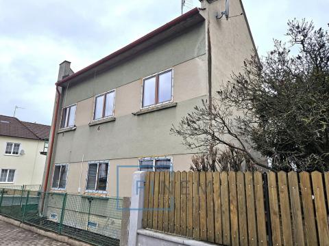 Pronájem bytu 1+1, Kralupy nad Vltavou - Mikovice, U Sociálního domu, 38 m2
