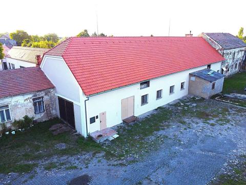 Pronájem výrobních prostor, Pavlov, 310 m2