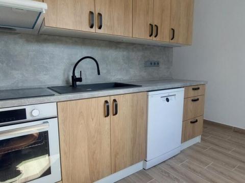 Pronájem bytu 2+1, Valašské Meziříčí - Krásno nad Bečvou, Sklářská, 57 m2