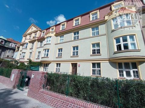 Pronájem bytu 4+kk, Praha - Hradčany, Na valech, 110 m2