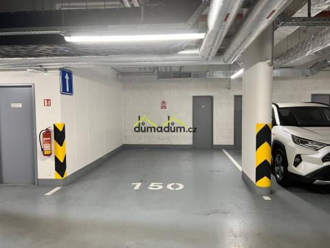 Pronájem garážového stání, Praha, Šrámkové, 5 m2