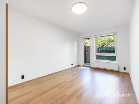 Pronájem bytu 1+kk, Praha - Uhříněves, Václava Trojana, 36 m2