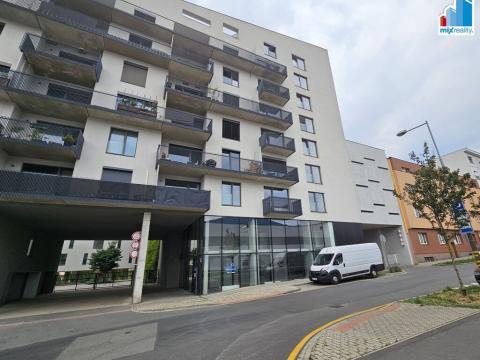 Pronájem bytu 1+kk, Plzeň - Východní Předměstí, Papírnická, 42 m2