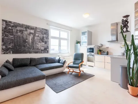 Pronájem bytu 2+kk, Praha - Holešovice, Jateční, 49 m2