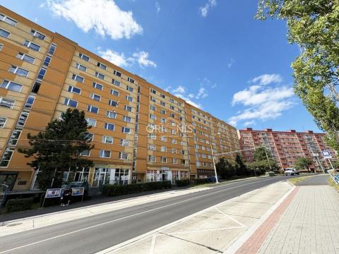 Pronájem bytu 2+1, Chomutov, Březenecká, 62 m2
