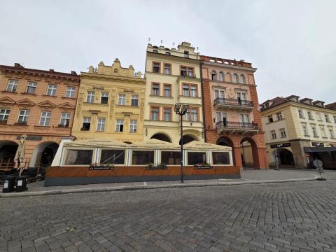 Pronájem bytu 1+1, Hradec Králové, Velké náměstí, 59 m2