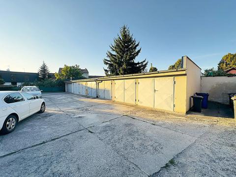 Pronájem garáže, Holice, Josefská, 15 m2