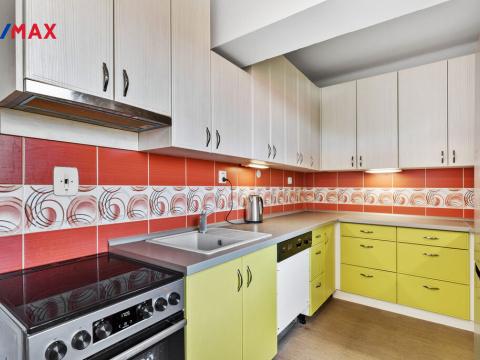Prodej bytu 3+1, Nemyčeves, 74 m2