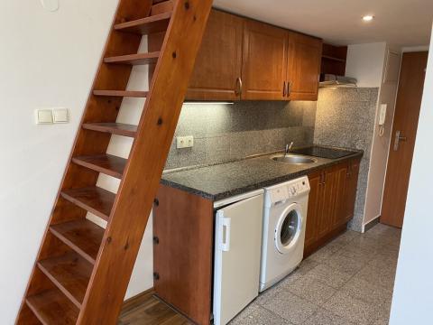 Pronájem bytu 1+kk, Praha - Vysočany, Freyova, 20 m2