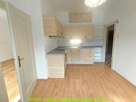 Pronájem bytu 2+kk, Praha - Žižkov, Jičínská, 49 m2