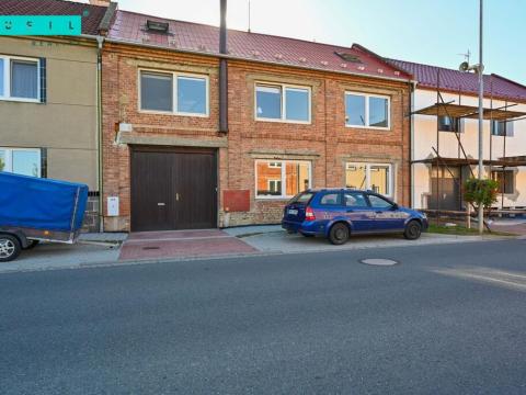 Prodej bytu 2+1, Luběnice, 140 m2