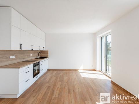 Pronájem bytu 1+kk, Ovčáry, Na Bulánce, 32 m2