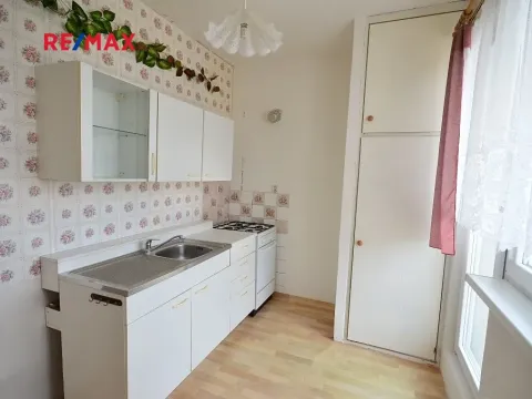 Pronájem bytu 1+1, Slaný, Stehlíkova, 34 m2