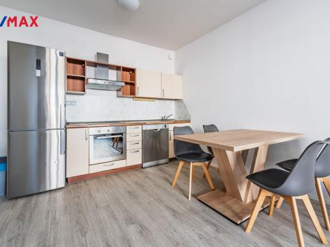 Pronájem bytu 2+kk, Praha - Vysočany, Pod Harfou, 46 m2