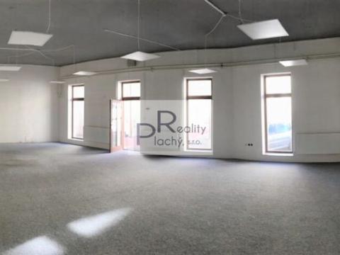 Pronájem obchodního prostoru, Znojmo, 90 m2