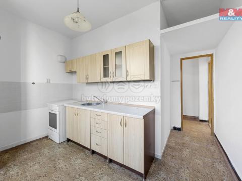 Prodej bytu 3+1, Děčín - Děčín II-Nové Město, Kamenická, 60 m2