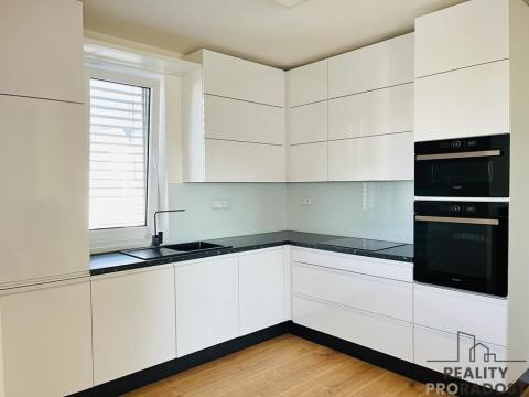 Pronájem bytu 2+kk, Pohořelice, U Kasáren, 54 m2