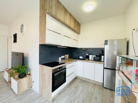 Pronájem bytu 2+kk, Plzeň - Doubravka, Na Terasách, 51 m2