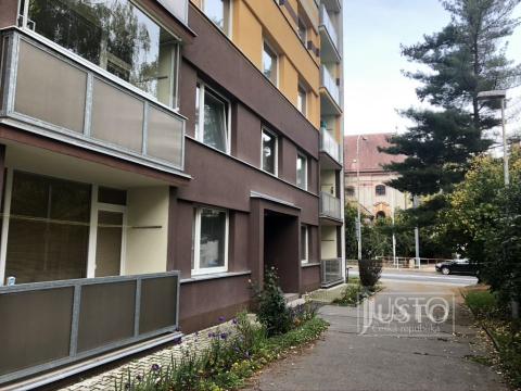 Pronájem bytu 2+1, Děčín - Děčín I-Děčín, Pohraniční, 60 m2