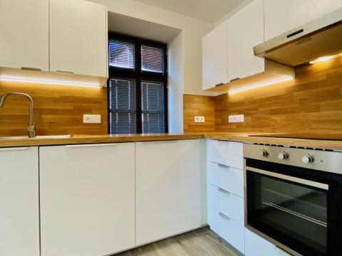 Pronájem bytu 2+kk, Česká Lípa, Prokopa Holého, 37 m2