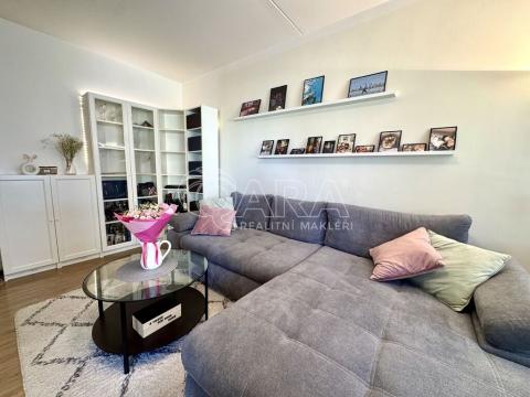 Pronájem bytu 3+kk, Praha - Kamýk, Dobevská, 78 m2