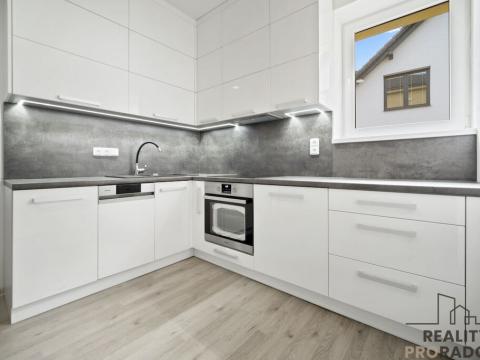 Pronájem bytu 1+1, Hlinsko, Máchova, 44 m2