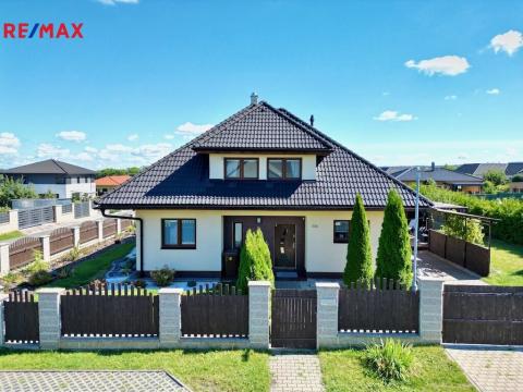 Prodej rodinného domu, Křenice, K Aleji, 166 m2