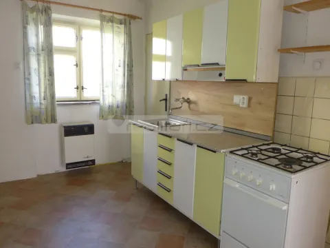 Prodej bytu 2+1, Plzeň - Doubravka, Železničářská, 70 m2