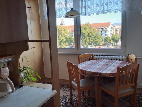 Pronájem bytu 2+1, Jičín - Nové Město, Lidické náměstí, 63 m2