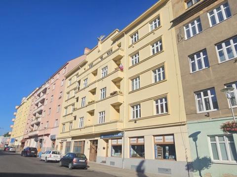 Pronájem bytu 1+1, Teplice, U zámku, 49 m2