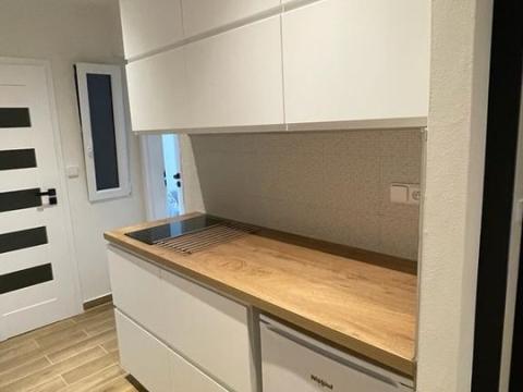Pronájem bytu 1+kk, Cheb, Májová, 22 m2