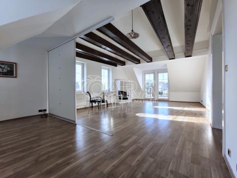 Pronájem kanceláře, Praha - Vršovice, Na louži, 101 m2