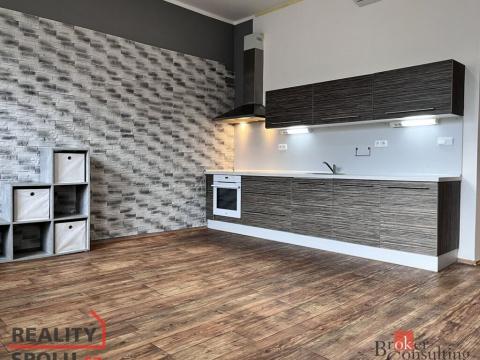 Pronájem bytu 2+kk, Žatec, Otokara Březiny, 52 m2