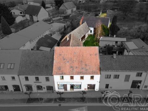 Prodej rodinného domu, Mladá Vožice, Husovo náměstí, 232 m2