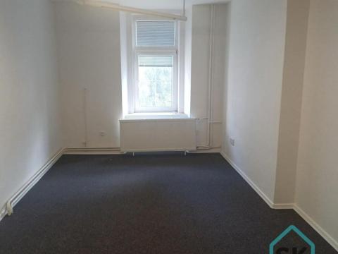 Pronájem kanceláře, Krnov - Pod Bezručovým vrchem, nám. Minoritů, 20 m2