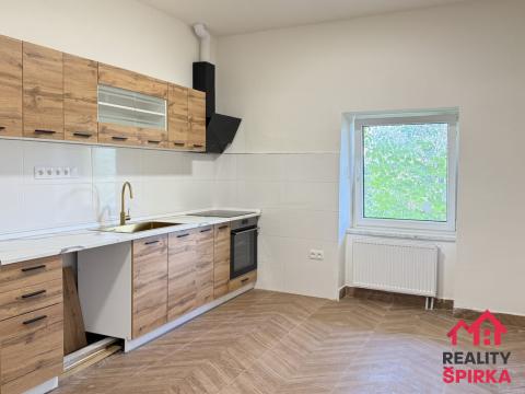 Pronájem bytu 3+1, Moravská Třebová - Město, Ztracená, 90 m2